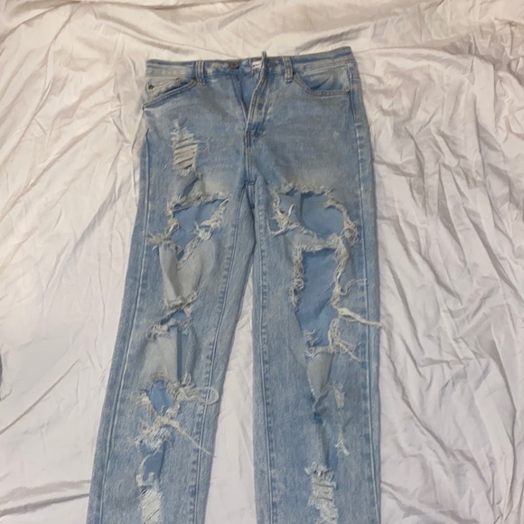 Light wash ripped jeans - Picture 1 of 2